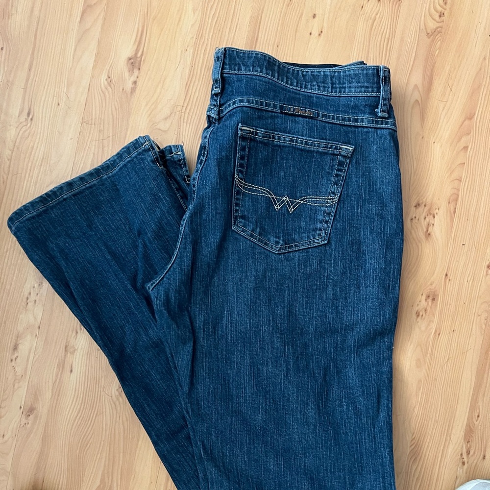 Women’s Sz 13/14 x36 Wrangler Jet No Gap Waistband